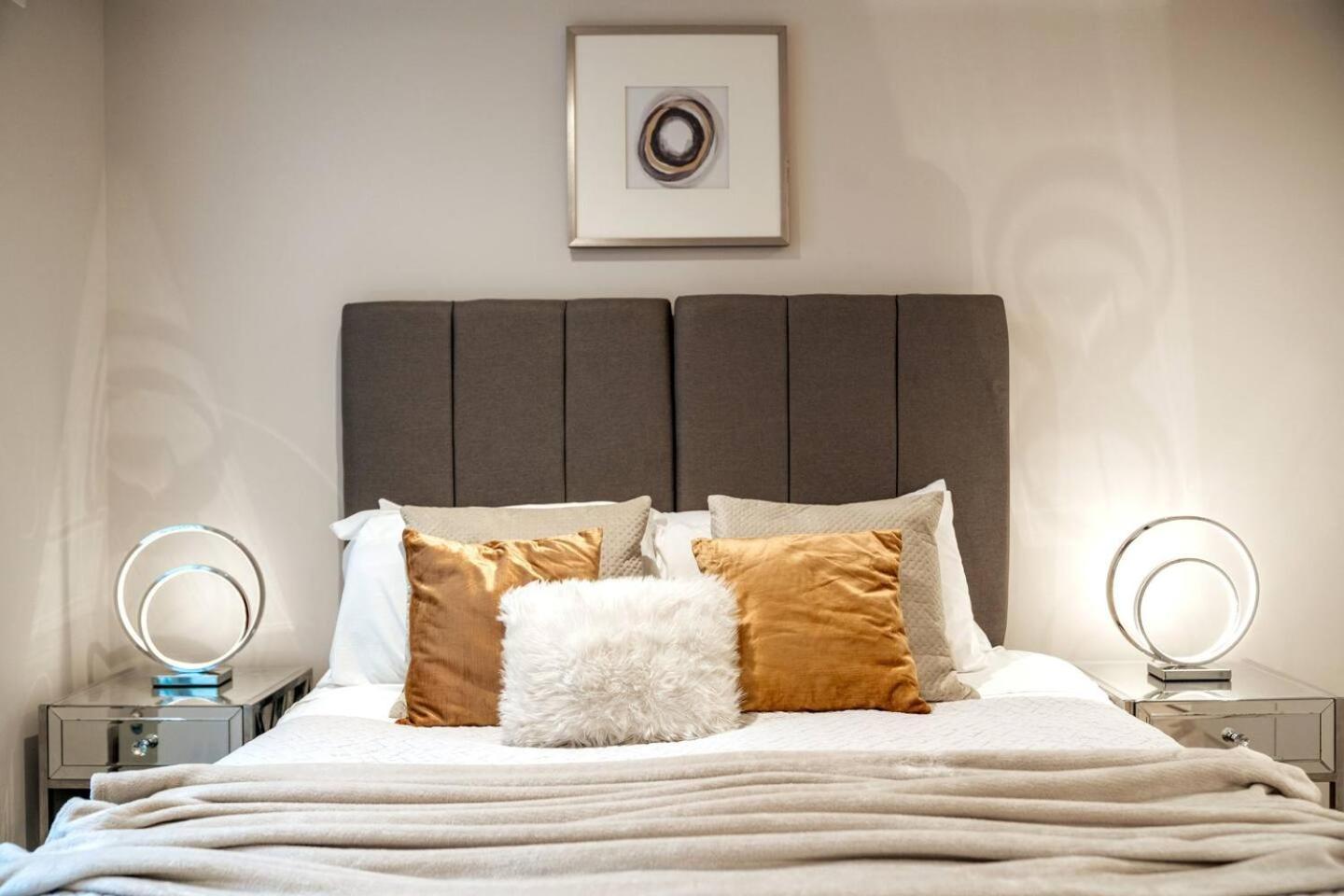 Appartement Niru Experience Jewel Of Ifield Road à Londres Extérieur photo